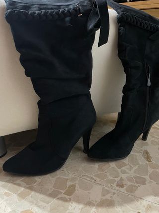 Botas altas tacón negras