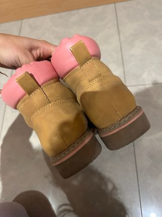 Botas Timberland Marrones y Rosas