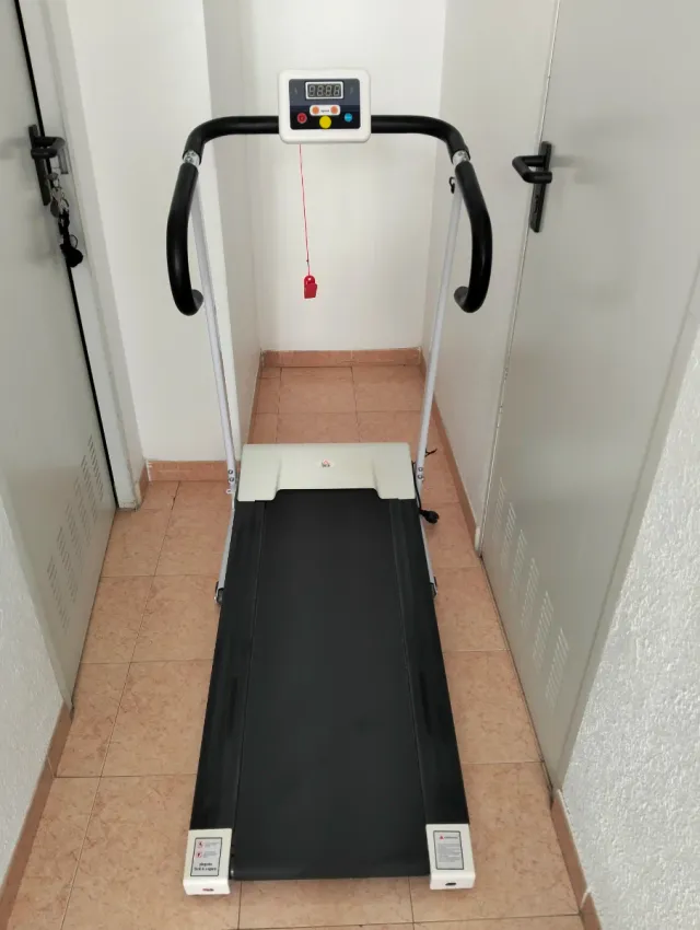 Cinta de correr blanca