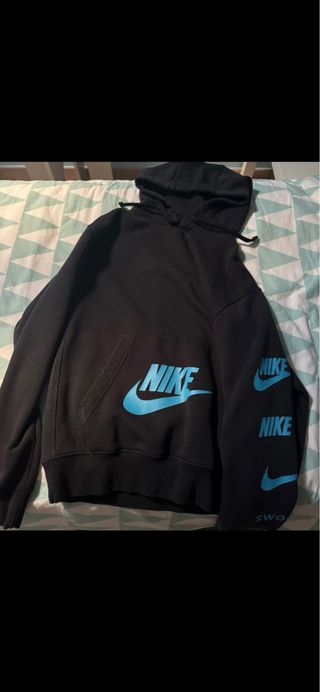 Felpa Nike nera con logo azzurro