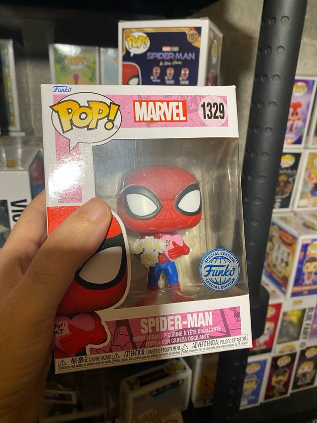 Funko Pop Spider-Man 1329 San Valentino