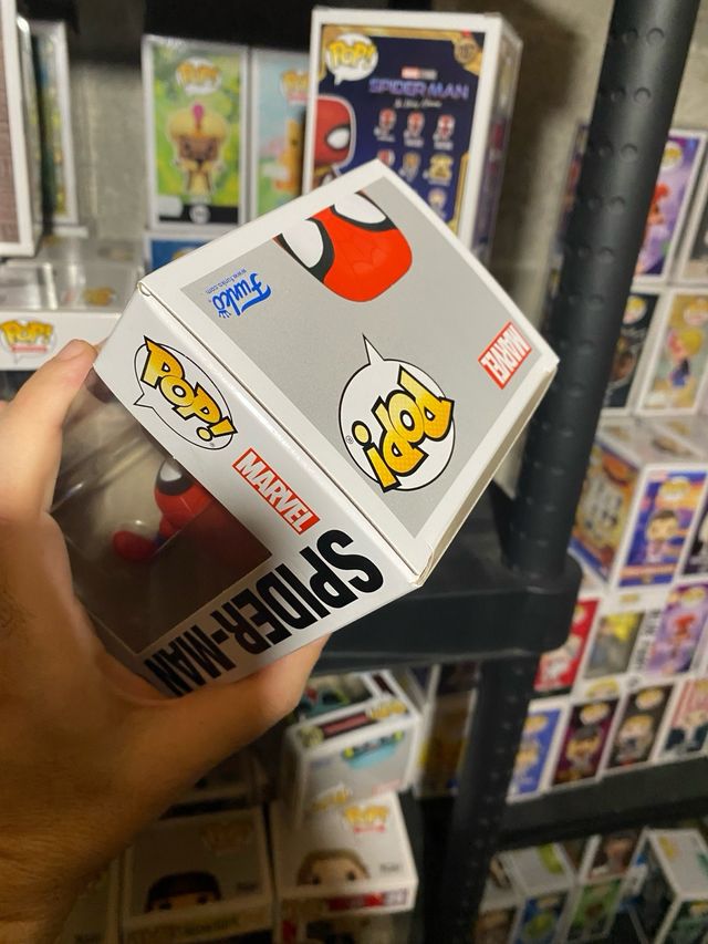 Funko Pop Spider-Man 1329 San Valentino