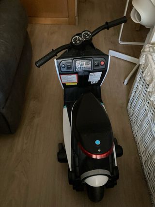 Moto eléctrica infantil