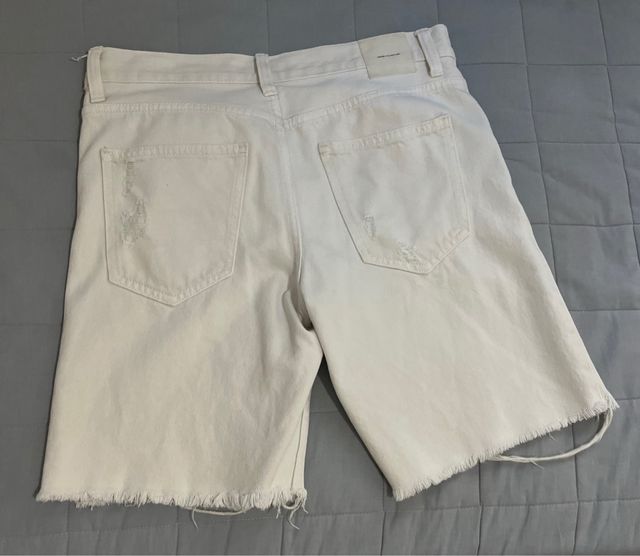 Vaqueros Bershka rotos blancos Talla 36