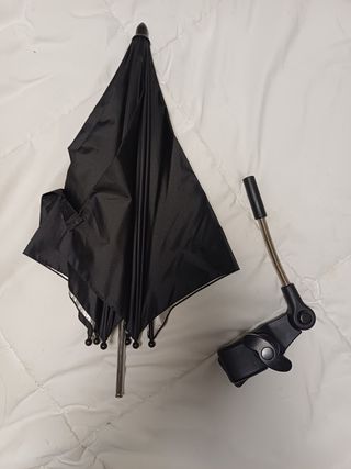 Parasol negro universal para cochecito.