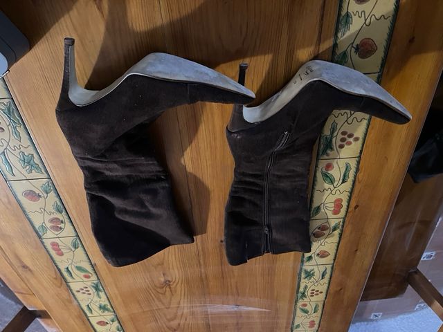 Botas altas tacón marrón oscuro talla 39