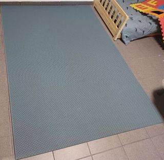 Alfombra azul