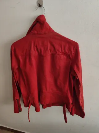 Chaqueta Levis Roja