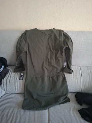 Vestido verde con ancla