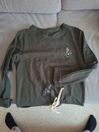 Vestido verde con ancla