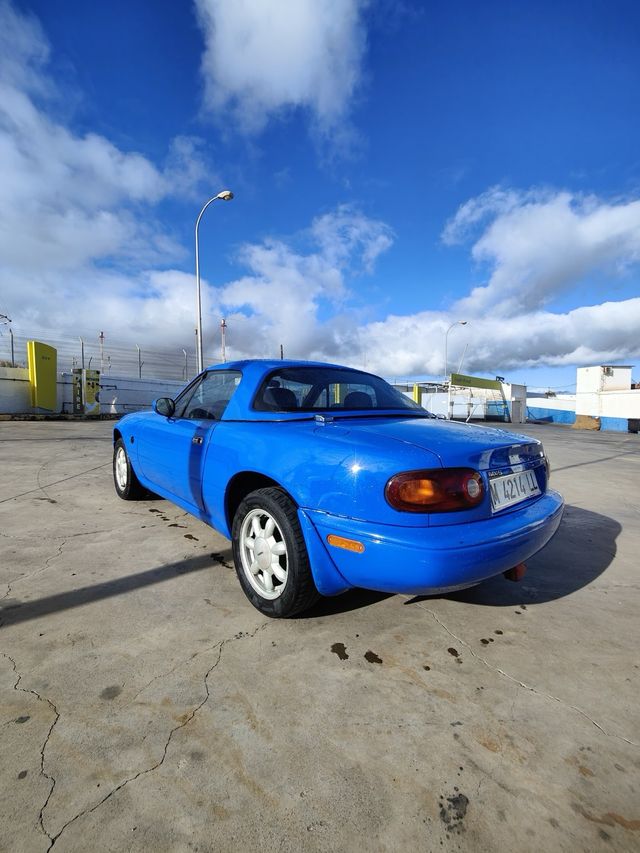 Mazda MX-5 1990