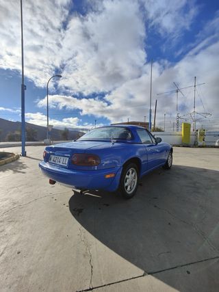 Mazda MX-5 1990