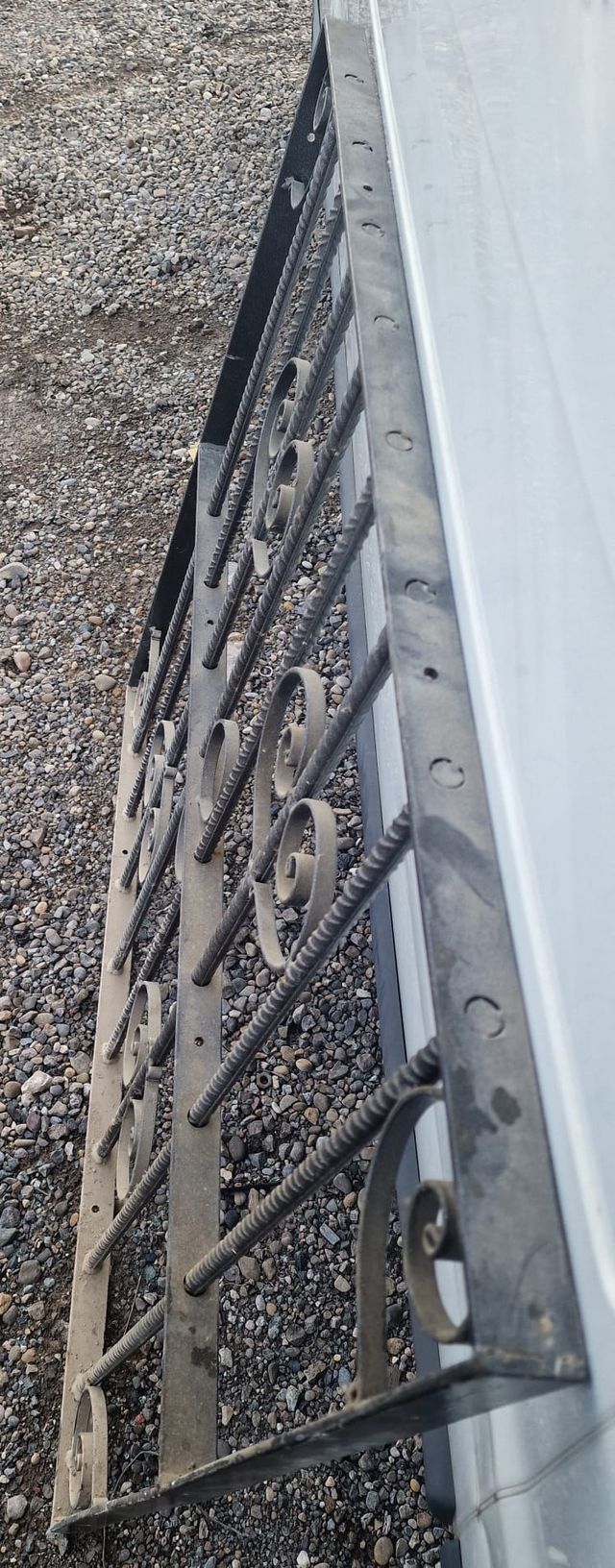 Reja de hierro forjado decorativa