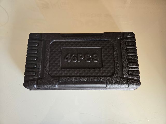 Juego de llaves de carraca y vasos