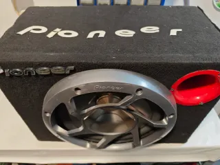 Subwoofer y Etapa Pioneer