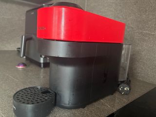 Cafetera Nespresso Vertuo Pop Roja