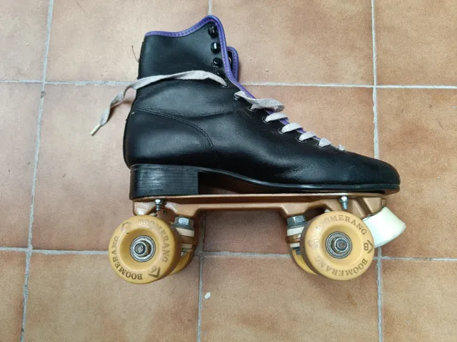 Patines Boomerang Roller Negros. Talla 41