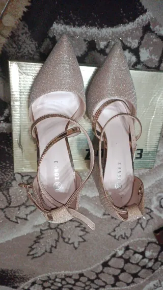 Scarpe eleganti ZONE 3 oro tacco 36