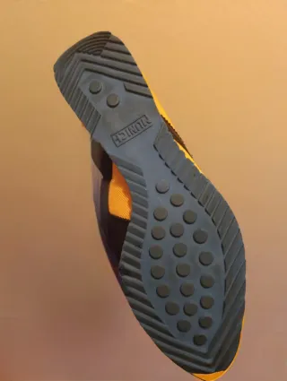 Zapatillas Munich Amarillas