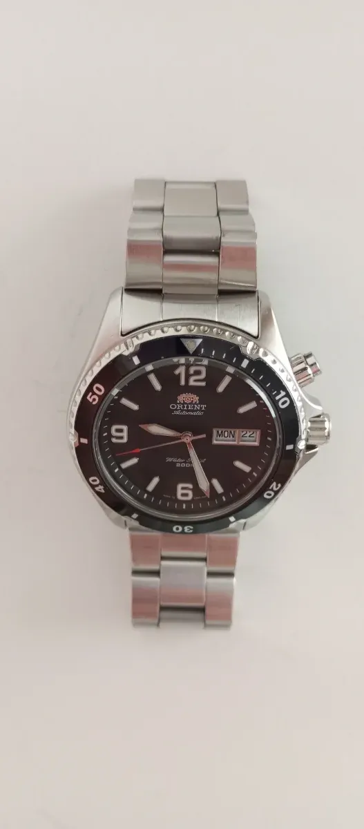 Reloj Orient leer descripción