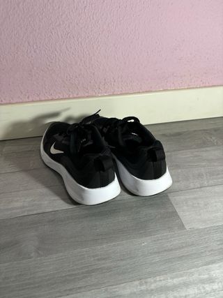 Tenis Nike Negros Mujer