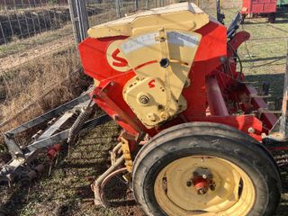 Sembradora con variador de 21 botas