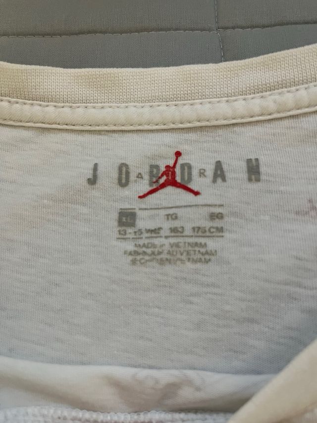 Camiseta Jordan Air Blanca y Roja