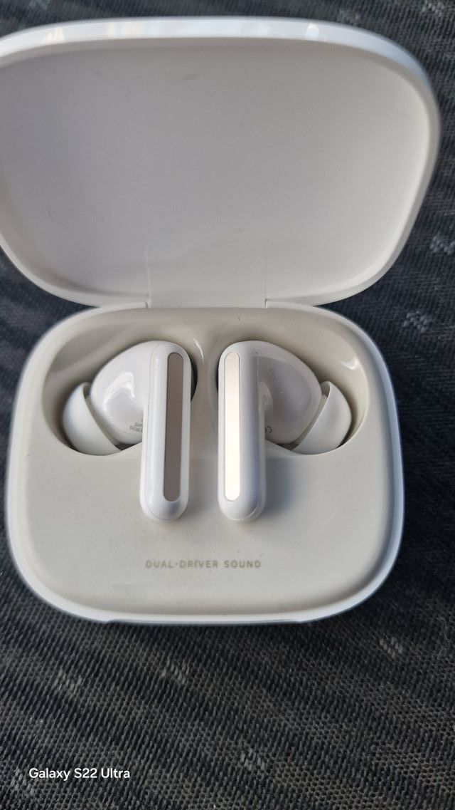 Cuffie Redmi Buds 6 Bianche