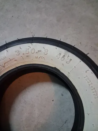 Neumático Continental 3.50-8 Vespa