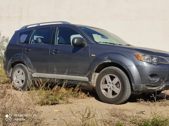 Mitsubishi Outlander 2008
