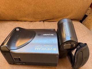Cámara Sharp Viewcam VL-E31 8mm