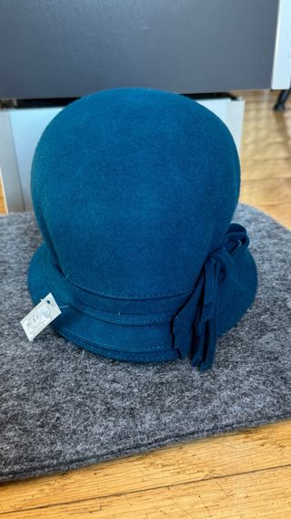 Cappello cloche lana blu petrolio nuovo