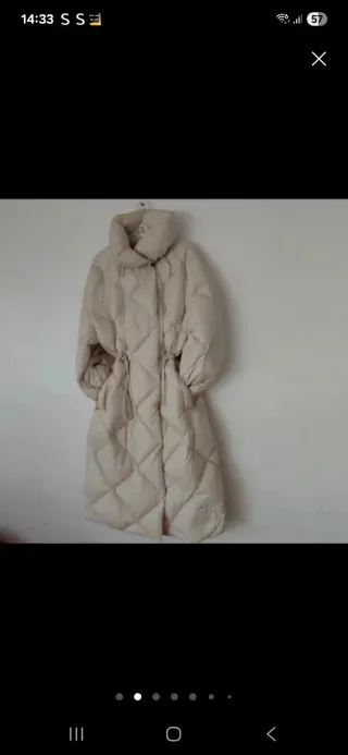 Chaqueta de plumas beige crema