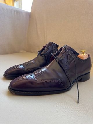 Zapatos de vestir elegantes