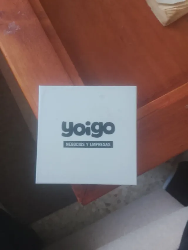 Cascos Inalámbricos Yoigo con Cargador Original