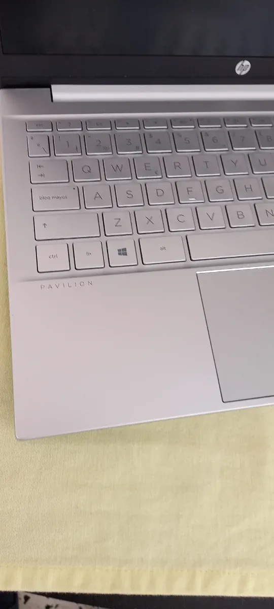 HP Pavilion i7 11ª Gen Piezas