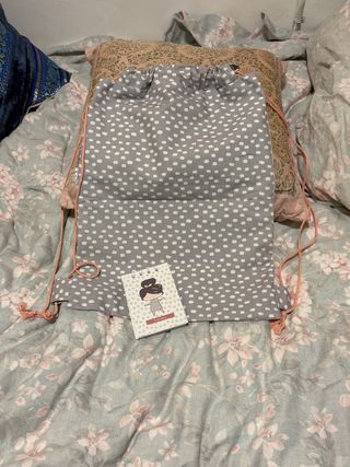 REBAJAS. Mochila niña cordones