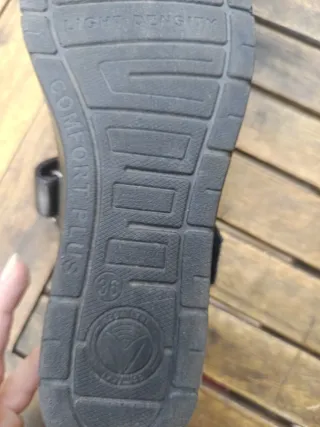 Zapatos de piel Comfeel negros talla 36