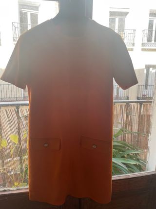Vestido Zara naranja con bolsillos