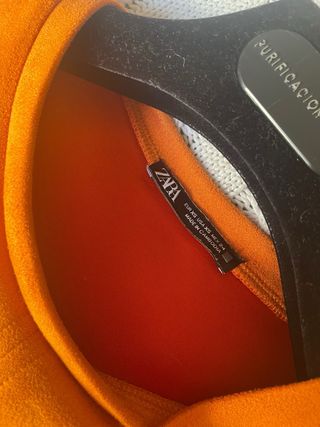 Vestido Zara naranja con bolsillos