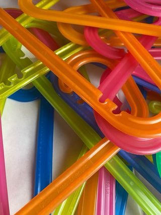 Perchas Infantiles Ikea. 2 € la docena. Tengo 36.