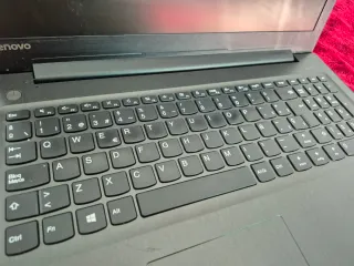 Portátil Lenovo IdeaPad Negro