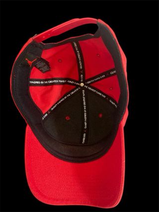 Cappello Jordan Rosso