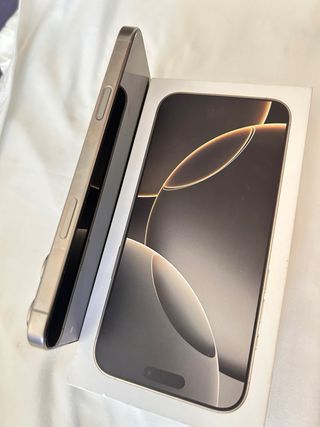 iPhone 16 Pro Max 256GB Salud De Batería 90%