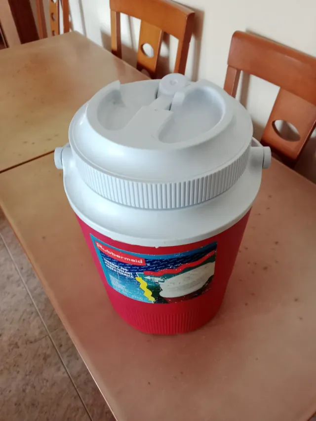 Termo Rojo Rubbermaid