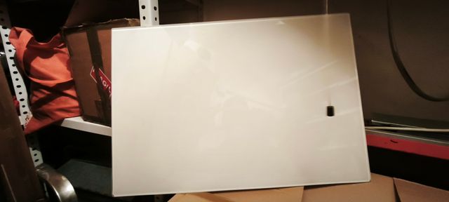 Espejo decorativo ondulado y cristal mesa de color