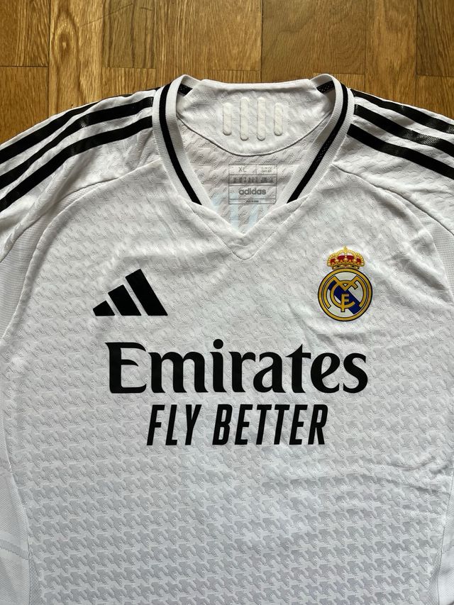 Camiseta Original Real Madrid Mbappe 9 UCL