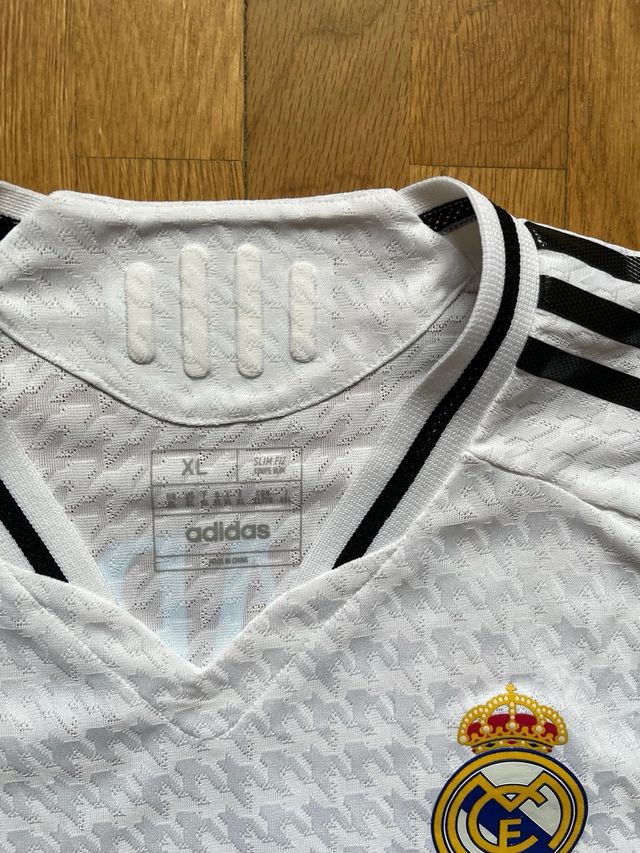 Camiseta Original Real Madrid Mbappe 9 UCL