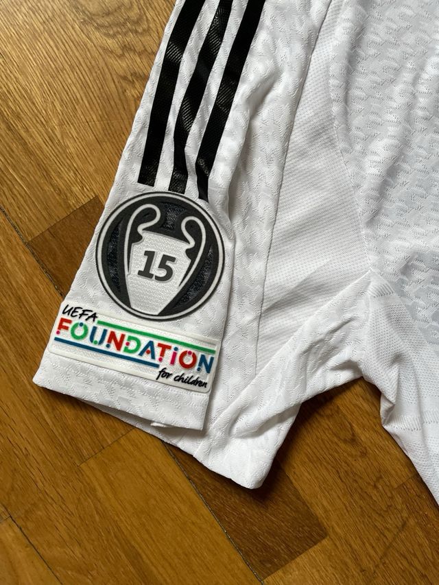 Camiseta Original Real Madrid Mbappe 9 UCL