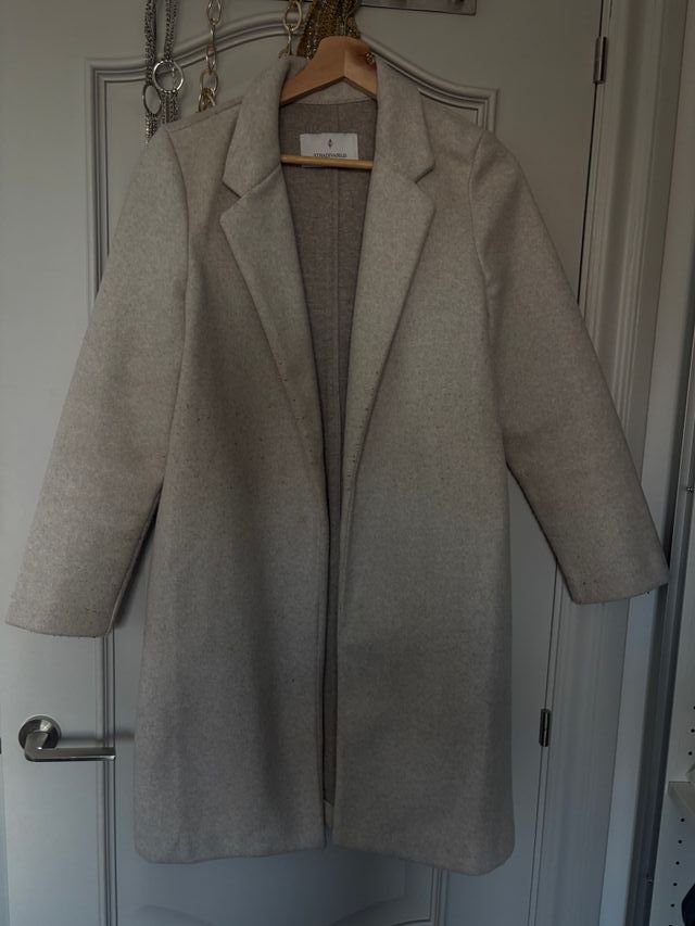 Abrigo Beige Stradivarius Talla S